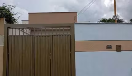 Casa de Rua Casa de Rua com 2 Quarto(s) e 1 banheiro(s) à Venda, 69.99 por R$ 220.000 no setor Jardim Imperial IN25736