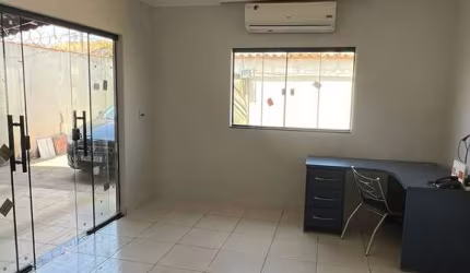 Casa 3 quartos - Prox. ao Aparecida Shopping- Solar Central Park Casa de Rua com 3 Quarto(s) e 2 banheiro(s) à Venda, 223.36 por R$ 450.000 no setor Residencial Solar Central Park  ST25818
