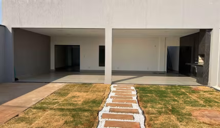 Casa térrea jardim Skala - Trindade  Casa de Rua com 3 Quarto(s) e 2 banheiro(s) à Venda, 149 por R$ 380.000 no setor Jardim Scala AD26113
