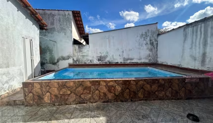 CASA NOVO HORIZONTE Casa de Rua com 4 Quarto(s) e 2 banheiro(s) à Venda, 190 por R$ 350.000 no setor Setor Novo Horizonte AD26499