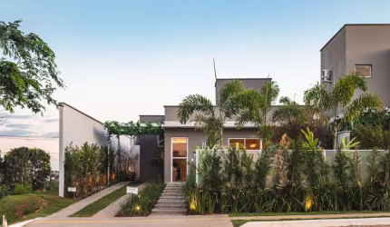 Ágio CASA JARDINS BERLIM Casa em Condomínio com 3 Quarto(s) e 2 banheiro(s) à Venda, 100 por R$ 894.000 no setor Jardins Berlim  ST26729