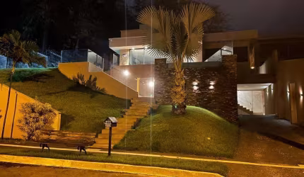 CASA PORTAL DO SOL MENDANHA Casa em Condomínio com 4 Quarto(s) e 4 banheiro(s) à Venda, 255 por R$ 3.550.000 no setor Residencial Parque Mendanha AD26769