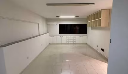 Sala Comercial 150m2 - Ed. Wall Street Center AD26868