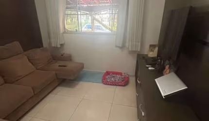 Casa 4 quartos setor Vila Novo Horizonte Casa de Rua com 4 Quarto(s) e 2 banheiro(s) à Venda, 220 por R$ 580.000 no setor Setor Novo Horizonte VN26928