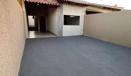 Casa Casa de Rua com 2 Quarto(s) e 1 banheiro(s) à Venda, 83 por R$ 250.000 no setor Villa Deifiore SL27105