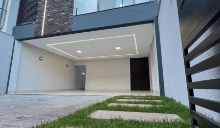 Sobrado novo com 3 suítes e piscina no Jardim Atlântico! Casa de Rua com 3 Quarto(s) e 5 banheiro(s) à Venda, 215 por R$ 980.000 no setor Jardim Atlântico AU27195