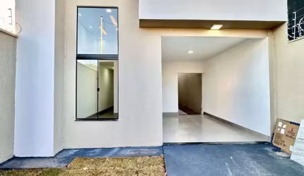 CASA - RESIDENCIAL VILAGE GARAVELO Casa de Rua com 3 Quarto(s) e 3 banheiro(s) à Venda, 114 por R$ 365.000 no setor Residencial Village Garavelo VN12335