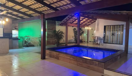 Casa no Jardins Buriti Casa de Rua com 3 Quarto(s) e 2 banheiro(s) à Venda, 406.93 por R$ 530.000 no setor Jardim dos Buritis FL27526