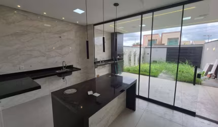 CASA NOVA - APARECIDA DE GOIANIA Casa de Rua com 3 Quarto(s) e 2 banheiro(s) à Venda, 180 por R$ 420.000 no setor Jardim Esplanada VN27555