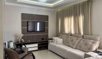 Casa terrea rua- Aparecida de Goiania Cid. Vera Cruz Casa de Rua com 3 Quarto(s) e 2 banheiro(s) à Venda, 206 por R$ 799.000 no setor Conjunto Vera Cruz AD26680