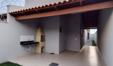 Casa Senador Canedo Casa de Rua com 3 Quarto(s) e 2 banheiro(s) à Venda, 88 por R$ 278.000 no setor Residencial Hebrom AD27582