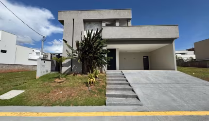 Casa Térrea no Condomínio Jardins Porto Casa em Condomínio com 3 Quarto(s) e 4 banheiro(s) à Venda, 322.78 por R$ 1.100.000 no setor Jardins Porto SL27580