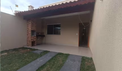 Casa em Senador Canedo Casa de Rua com 3 Quarto(s) e 2 banheiro(s) à Venda, 70 por R$ 295.000 no setor Residencial Parque dos Buritis AD27631