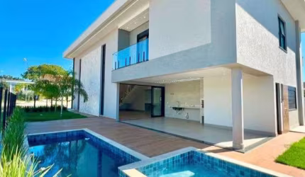 Portal do Sol Golfe  Sobrado com 4 Quarto(s) e 5 banheiro(s) à Venda, 324.49 por R$ 3.500.000 no setor Portal do Sol Golfe AX24936