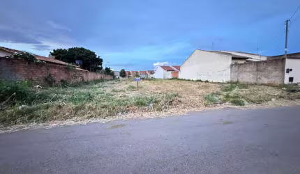 LOTE NA VILA DELFIORE Lote à Venda, 360 por R$ 100.000 no setor Villa Deifiore ST28057