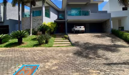 oportunidade sobrado a venda  Casa em Condomínio com 5 Quarto(s) e 4 banheiro(s) à Venda, 486 por R$ 2.600.000 no setor Residencial Anaville AD28093