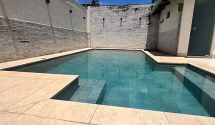 Casa à Venda no Anápolis City – Alto Padrão Casa de Rua com 3 Quarto(s) e 3 banheiro(s) à Venda, 420 por R$ 1.050.000 no setor Anápolis City ST28392