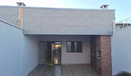 vendo casa no residencial recanto do bosques, 10 minutos shopping  passeio das águas  Casa de Rua com 2 Quarto(s) e 2 banheiro(s) à Venda, 97 por R$ 297.000 no setor Residencial Recanto do Bosque VN28