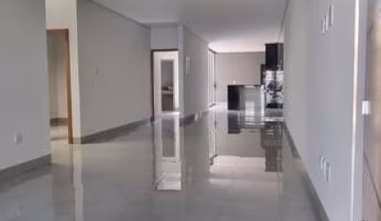 Casa no Jardim Atlantico com 3 Suítes plenas, piscina aquecida e armários Casa de Rua com 3 Quarto(s) e 4 banheiro(s) à Venda, 155 por R$ 750.000 no setor Jardim Atlântico FL28586