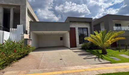 Casa Térrea  - Jardins Barcelona Casa em Condomínio com 3 Quarto(s) e 4 banheiro(s) à Venda, 157.69 por R$ 1.250.000 no setor Jardins Barcelona FL27649