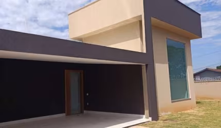Antônio Inácio Jùnior Casa de Rua com 3 Quarto(s) e 3 banheiro(s) à Venda, 207 por R$ 1.500.000 no setor Santa Genoveva TA27786