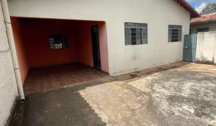 CASA SETOR SANTOS DUMONT Casa de Rua com 3 Quarto(s) e 2 banheiro(s) à Venda, 272.31 por R$ 650.000 no setor Setor Santos Dumont TA28692
