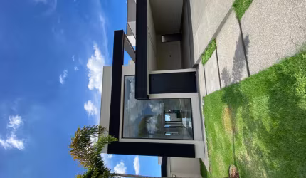 Casa Condomínio fechado Casa em Condomínio com 3 Quarto(s) e 5 banheiro(s) à Venda, 219.95 por R$ 1.350.000 no setor Parqville Pinheiros TA28767