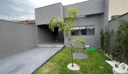 Linda casa no Setor Buriti Sereno  Casa de Rua com 1 Quarto(s) e 3 banheiro(s) à Venda, 220 por R$ 400.000 no setor Jardim Buriti Sereno AD29054