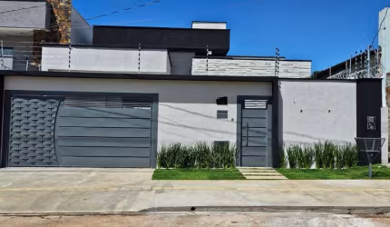 Casa  Casa de Rua com 3 Quarto(s) e 4 banheiro(s) à Venda, 185 por R$ 1.300.000 no setor Jardim Presidente AD29263