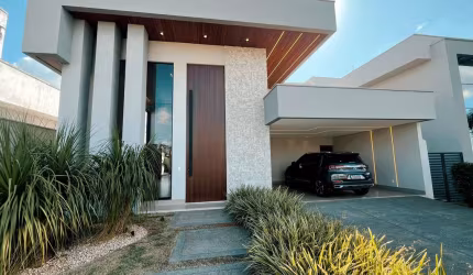 Casa Portal do Sol Green Casa em Condomínio com 4 Quarto(s) e 6 banheiro(s) à Venda, 218 por R$ 2.100.000 no setor Portal do Sol Green FL29094