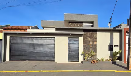 Casa 3 Quartos sozinha no lote Casa de Rua com 3 Quarto(s) e 3 banheiro(s) à Venda, 174 por R$ 750.000 no setor Setor Grajaú FL29460