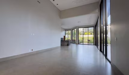 Casa térrea Condominio Villa Verde 4 suítes  Casa em Condomínio com 4 Quarto(s) e 5 banheiro(s) à Venda, 280 por R$ 2.100.000 no setor Residencial Villa Verde AU29468