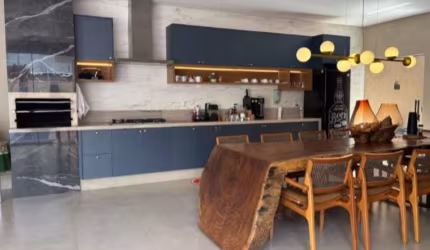 Casa de Alto Padrão Casa de Rua com 3 Quarto(s) e 4 banheiro(s) à Venda, 330 por R$ 1.780.000 no setor Vila Rosa IN29830