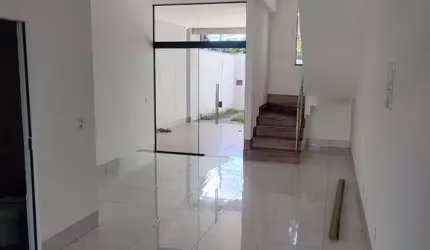 CASA DE RUA JARDIM AMÉRICA  Casa de Rua com 3 Quarto(s) e 4 banheiro(s) à Venda, 169.61 por R$ 799.000 no setor Jardim América TA29915