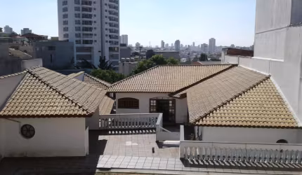 Vendo Casa 700m2 -prox. Shopping Analia Franco