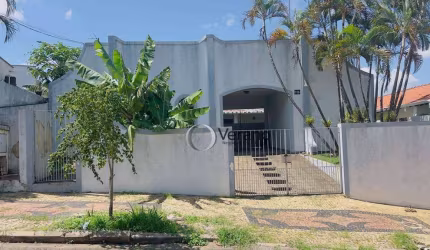Casa com 3 dormitórios à venda, 227 m² por R$ 800.000,00 - Jardim Celani - Valinhos/SP