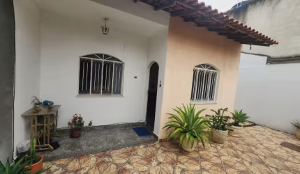 RJcorretor.com#vende Excelente casa linear