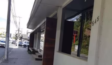 Ponto comercial para alugar no Victor Konder, Blumenau  por R$ 4.490