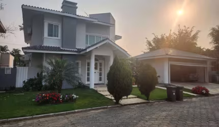 Casa para Venda em Itajaí, Dom Bosco, 6 dormitórios, 4 suítes, 5 banheiros, 4 vagas