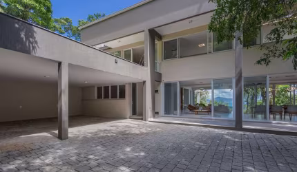Casa para Venda em Balneário Camboriú, Estaleirinho, 4 dormitórios, 4 suítes, 5 banheiros, 4 vagas