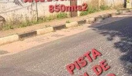 Terreno à venda, 1700 m² por R$ 4.000.000,00 - Buraquinho - Lauro de Freitas/BA