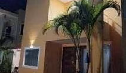 Casa com 4 dormitórios à venda, 135 m² por R$ 760.000,00 - Buraquinho - Lauro de Freitas/BA
