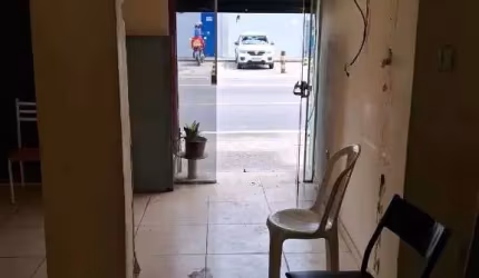 Ponto à venda em Avenida, 2 Andares, 300 m² por R$ 600.000 - Pernambués
