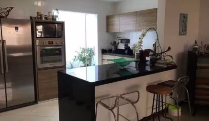 Casa com 4 dormitórios à venda, 147 m²- Buraquinho - Lauro de Freitas/BA
