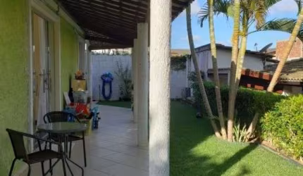 Casa com 4 dormitórios à venda, 162 m² por R$ 720.000,00 - Centro - Lauro de Freitas/BA