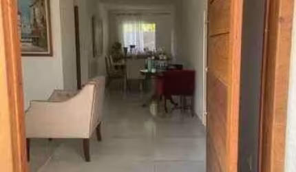 Casa com 3 dormitórios à venda, 140 m² por R$ 670.000,00 - Buraquinho - Lauro de Freitas/BA