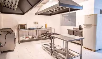 Ponto para alugar, 200 m² por R$ 10.180,00/mês - Itinga - Lauro de Freitas/BA