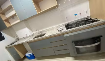 Apartamento com 2 dormitórios por R$ 3.600/mês - Buraquinho - Lauro de Freitas/BA