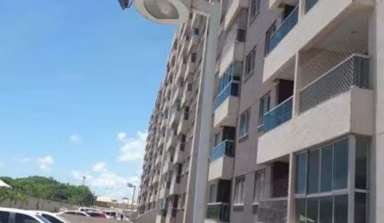 Apartamento com 2 dormitórios à venda, 53 m² por R$ 300.000,00 - Parque Jockey Clube - Lauro de Freitas/BA
