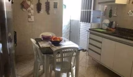 Apartamento com 3 dormitórios à venda, 113 m² por R$ 280.000,00 - Saúde - Salvador/BA